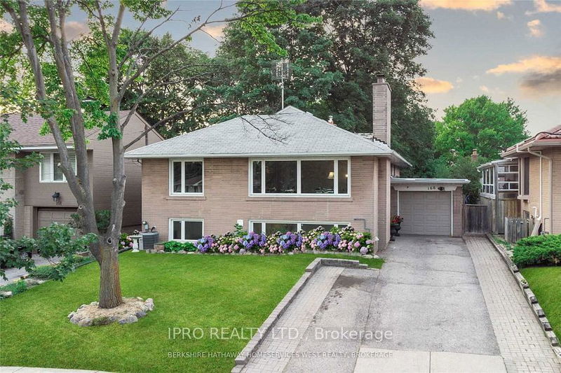 home for lease on 166 Rathburn Road