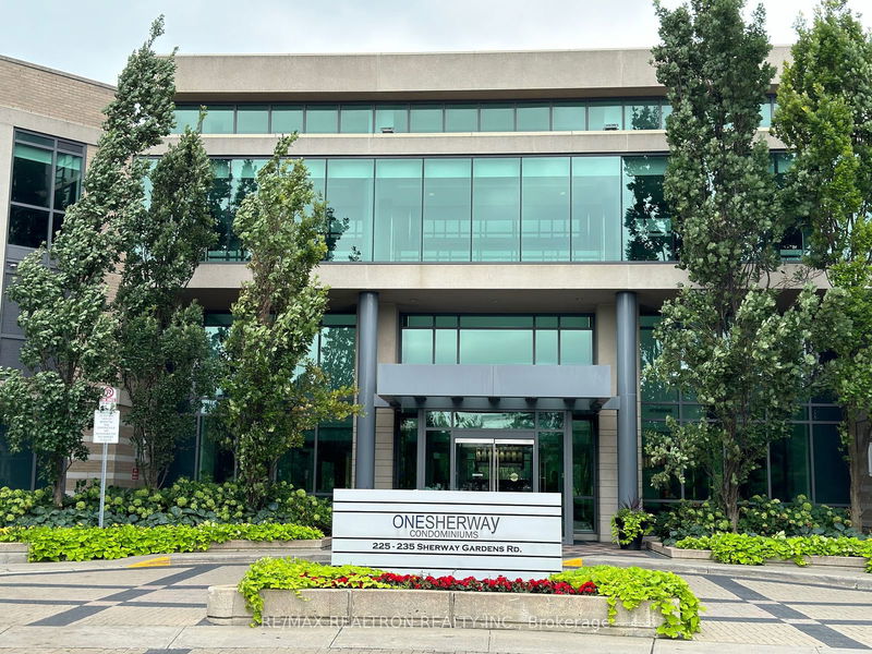 home for lease on 2108-225 Sherway Gardens Road