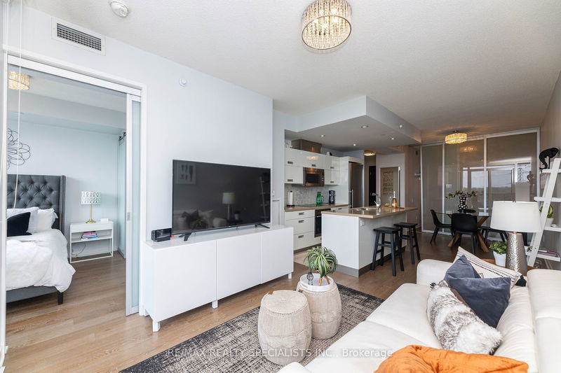  1212 - 90 PARK LAWN Rd  Toronto, M8Y 0B6 | Image 10