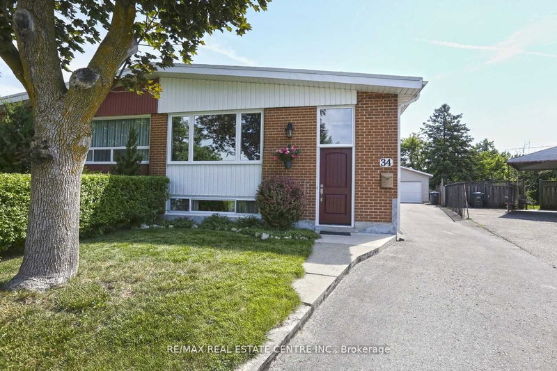 home for lease on Main-34 Langwith Court