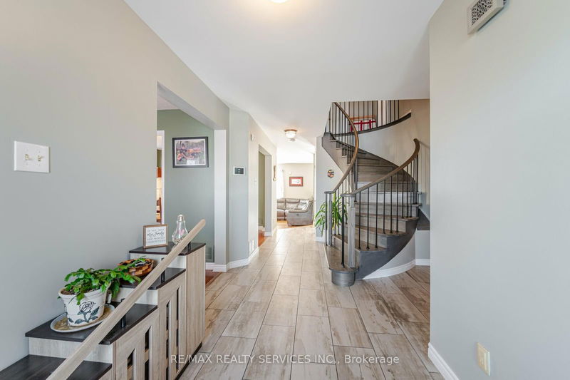 3005 Headon Forest Dr  Burlington, L7M 3Y2 | Image 4