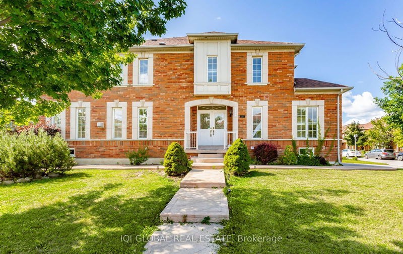 home for lease on 3220 Equestrian Crescent
