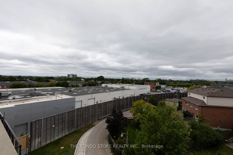  524 - 2300 St. Clair Ave W Toronto, M6N 1K8 | Image 31