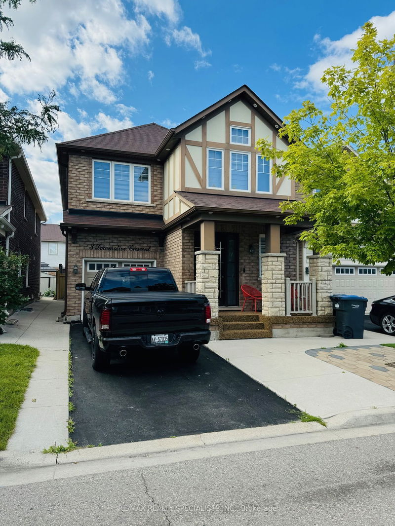 home for lease on 3 Locomotive Crescent