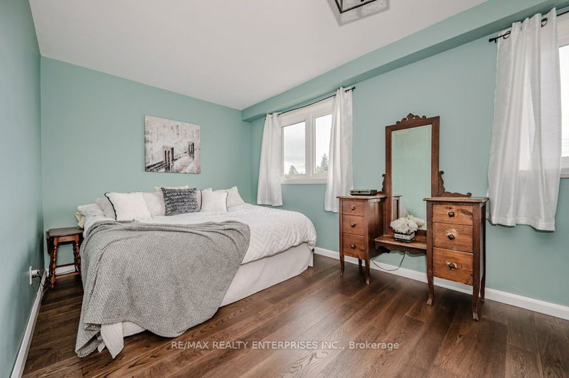 19 Jaymar Pl  Toronto, M9N 3L8 | Image 20