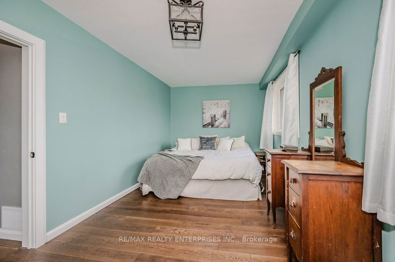 19 Jaymar Pl  Toronto, M9N 3L8 | Image 21