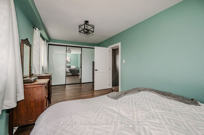 19 Jaymar Pl  Toronto, M9N 3L8 | Image 22