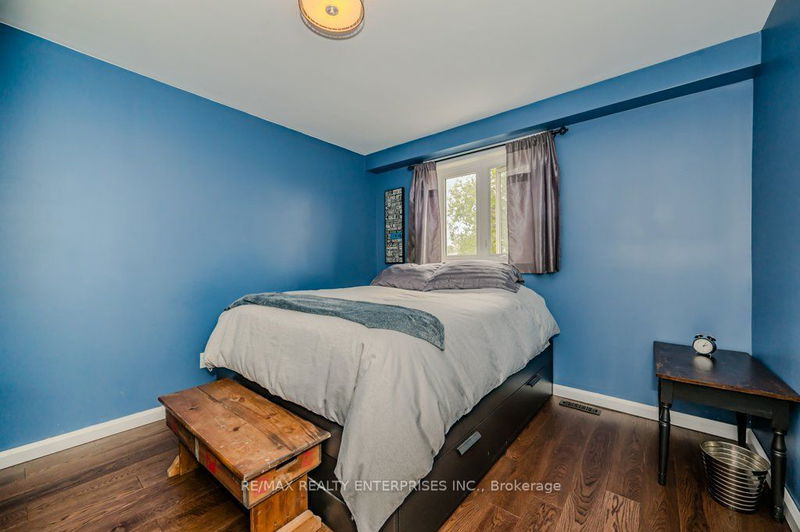 19 Jaymar Pl  Toronto, M9N 3L8 | Image 25