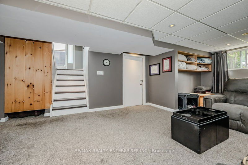 19 Jaymar Pl  Toronto, M9N 3L8 | Image 31