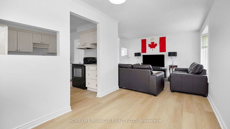 62 Sutherland Ave  Brampton, L6V 2H7 | Image 12