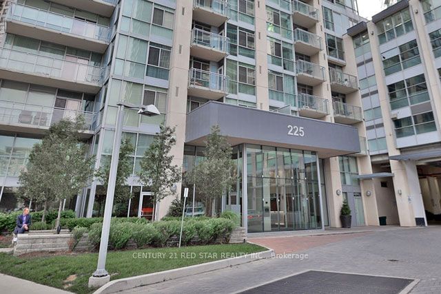  1908 - 225 Webb Dr  Mississauga, L5B 3Y5 | Image 1