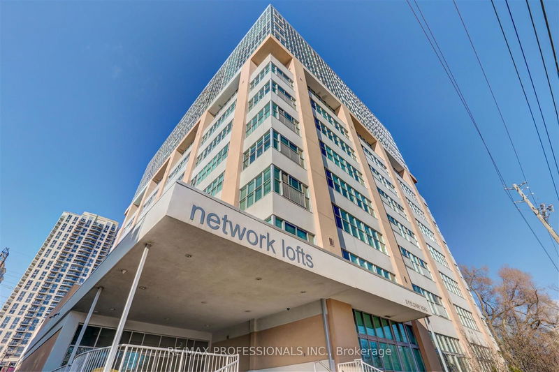 2 Fieldway Rd #801, Toronto, Ontario (MLS W9264573)