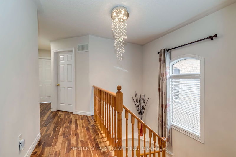 2576 Longridge Cres  Oakville, L6H 6R9 | Image 17