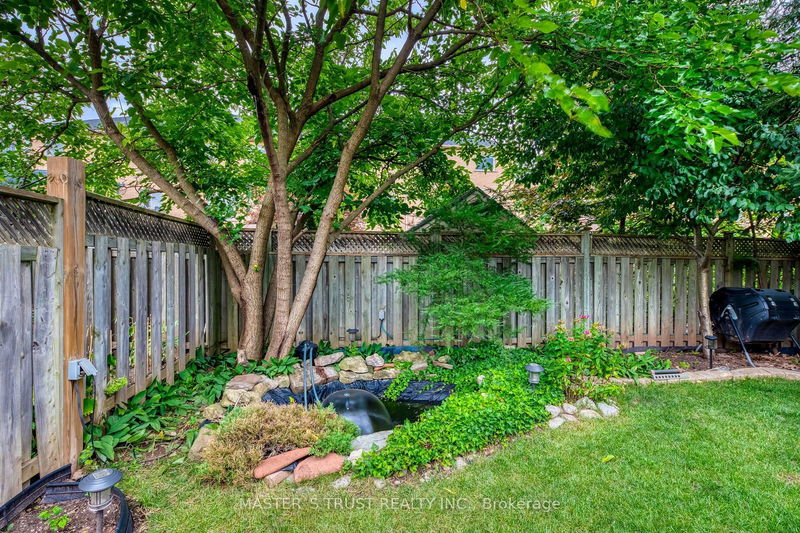 2576 Longridge Cres  Oakville, L6H 6R9 | Image 38