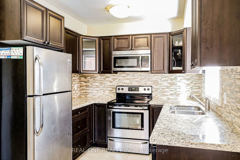 home for lease on 3331 Dovetail Mews