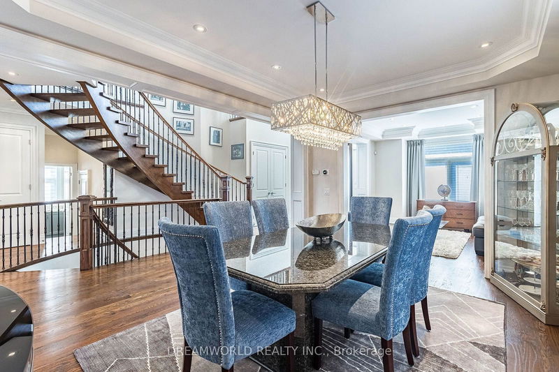 416 Rustic Rd  Toronto, M6L 1W9 | Image 10