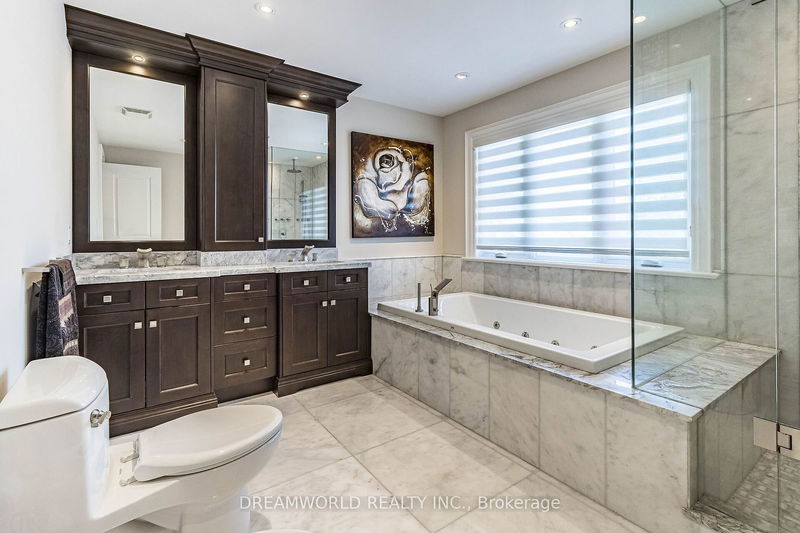 416 Rustic Rd  Toronto, M6L 1W9 | Image 26