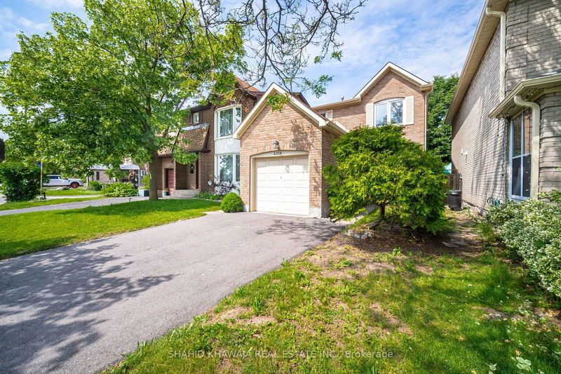 4359 Sawmill Valley Dr  Mississauga, L5L 3L3 | Image 4