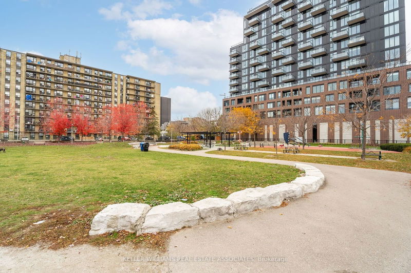  919 - 270 Dufferin St  Toronto, M6K 0H8 | Image 24