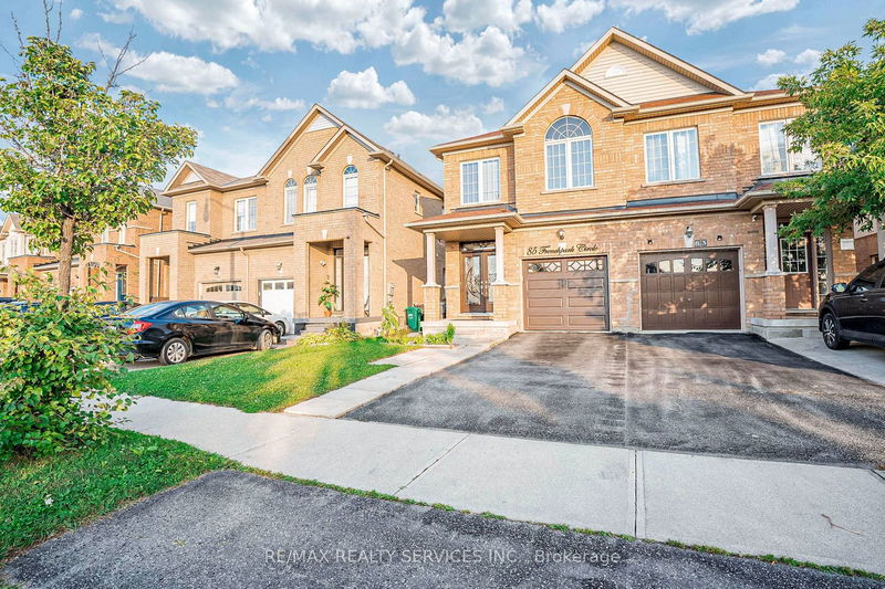 85 Frenchpark Circ  Brampton, L6X 0Y6 | Image 2