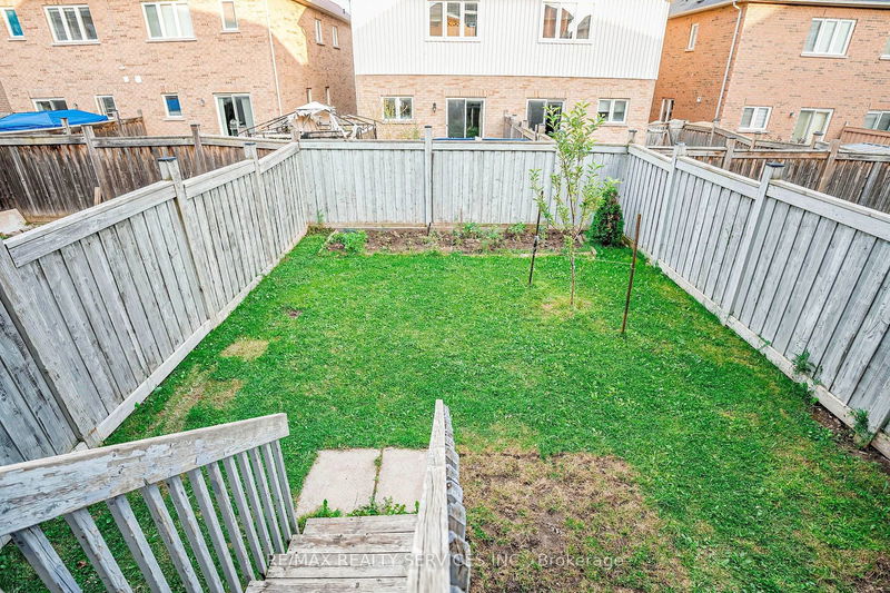 85 Frenchpark Circ  Brampton, L6X 0Y6 | Image 39