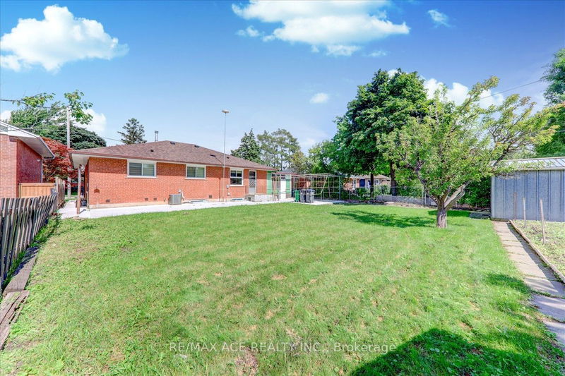 19 Swanhurst Blvd  Mississauga, L5N 1B6 | Image 40