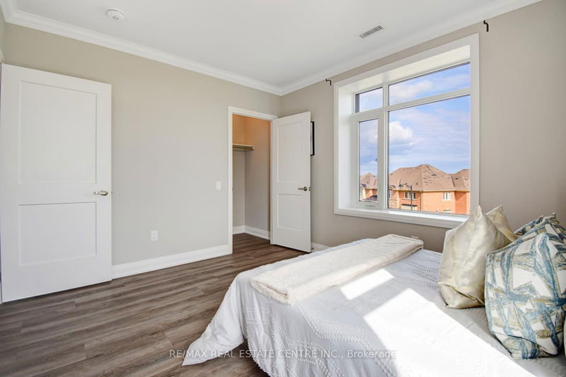  316 - 830 Megson Terr  Milton, L9T 7H3 | Image 2