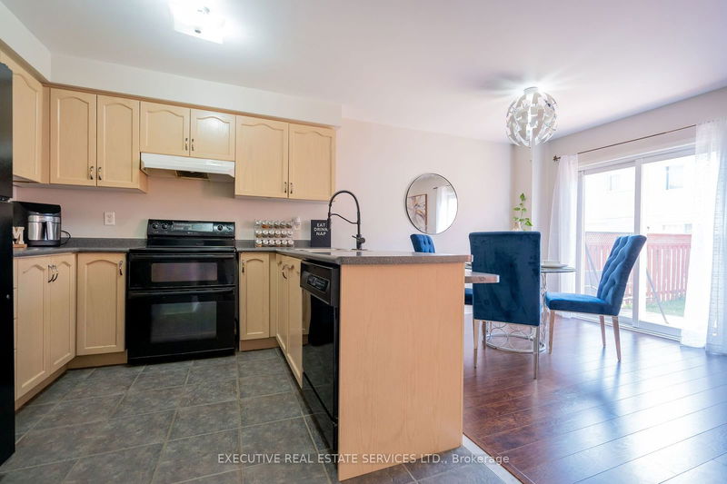 20 Heathwood Dr  Brampton, L7A 1Y6 | Image 12