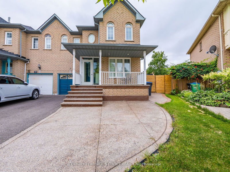 37 Giraffe Ave  Brampton, L6R 1Y9 | Image 3