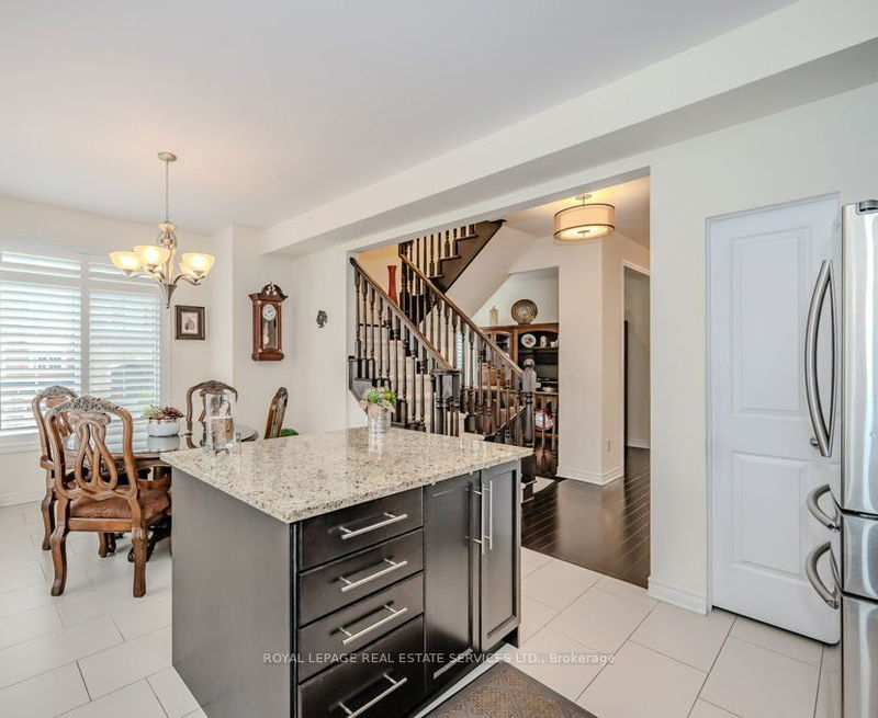 25 Rockman Cres  Brampton, L7A 4B4 | Image 14