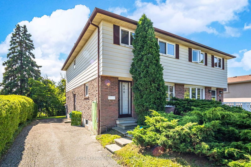 home for sale on 638 Hillman Crescent