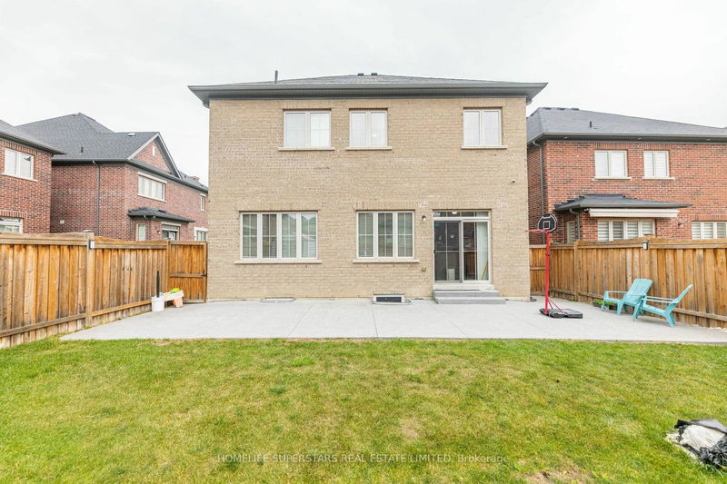 18 Mecca St  Brampton, L6P 4K2 | Image 37