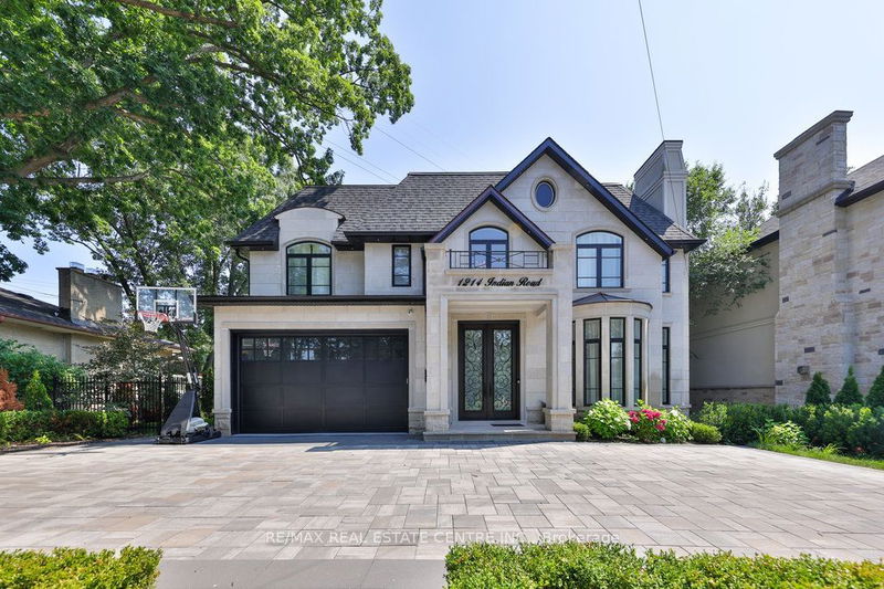 1214 Indian Rd  Mississauga, L5H 1R9 | Image 1