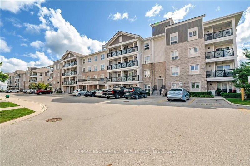 406 - 1045 Nadalin Hts, Milton, L9T 8R5 | Image 2