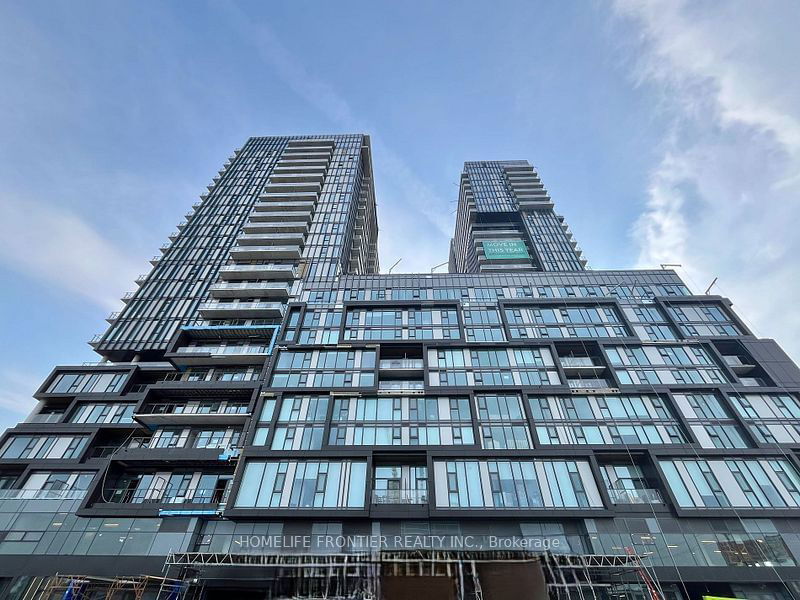 home for lease on 906-1285 Dupont Street