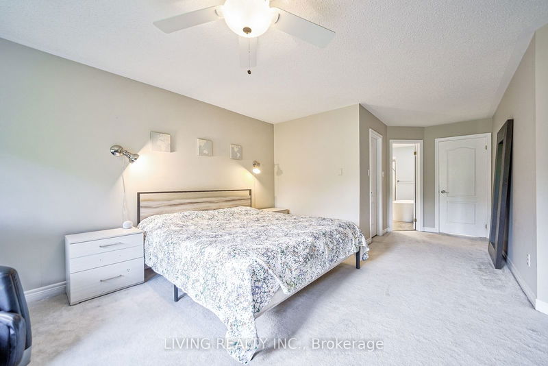 2245 Rockingham Dr  Oakville, L6H 6E7 | Image 21