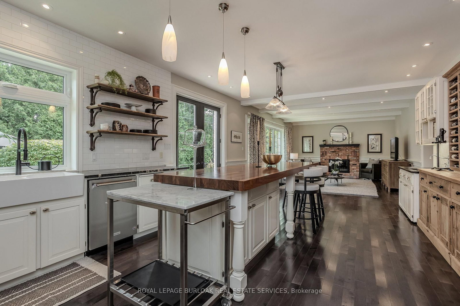 Listing Image 14