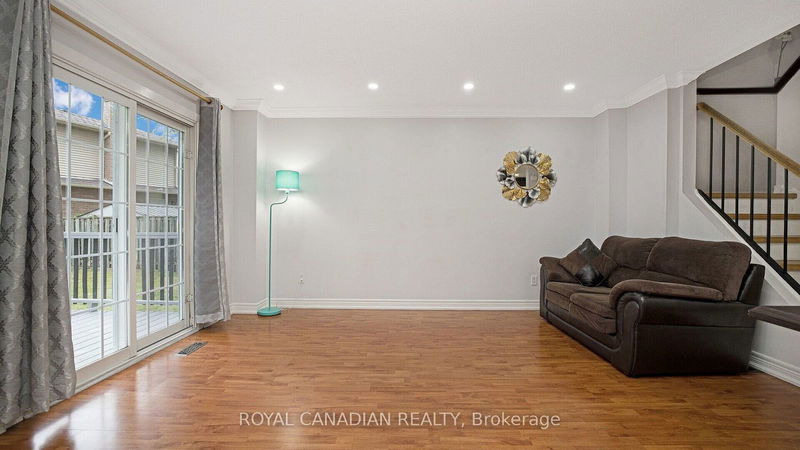 18 Wabash Crt  Brampton, L6Z 1G8 | Image 4