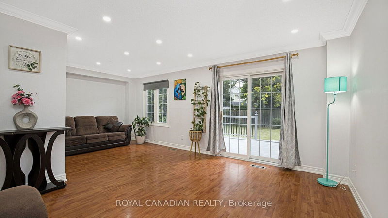 18 Wabash Crt  Brampton, L6Z 1G8 | Image 5