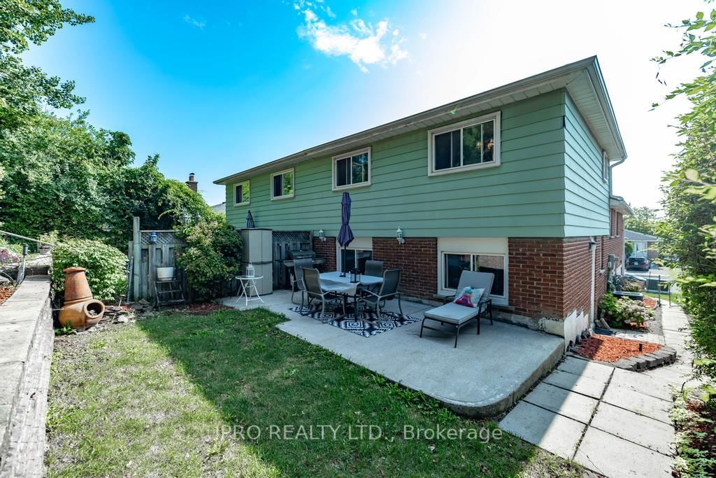 Listing Image 8