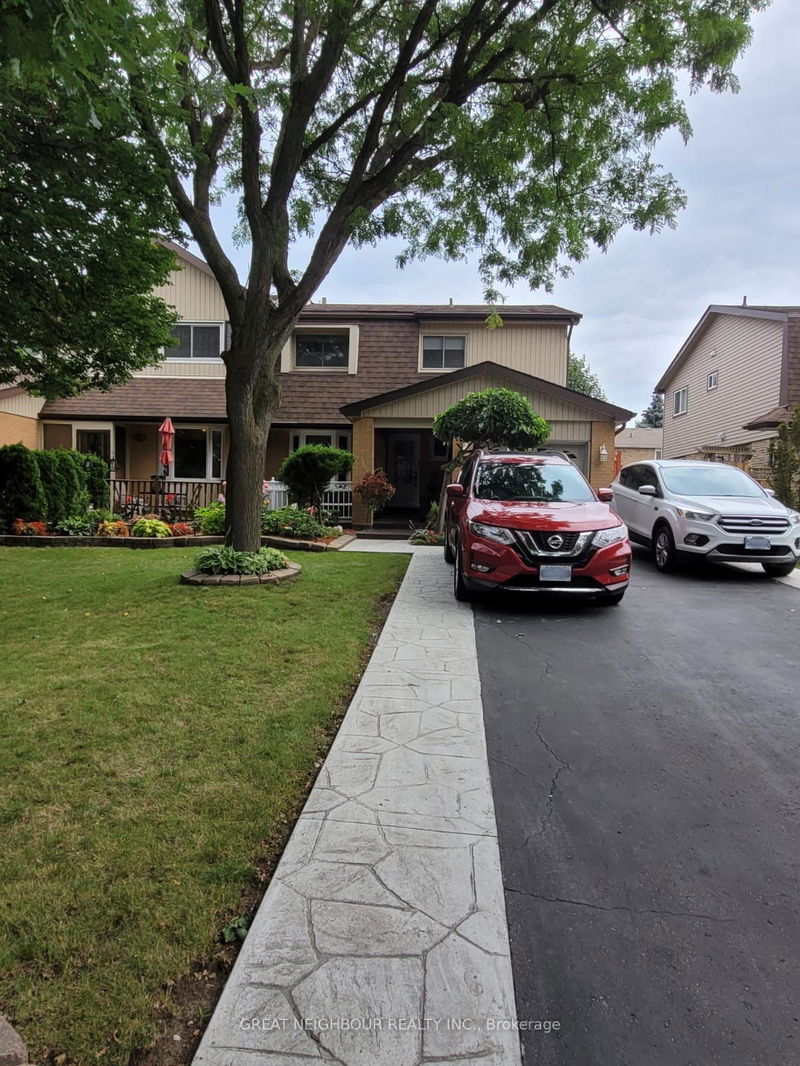 home for sale on 35 Lawndale Crescent