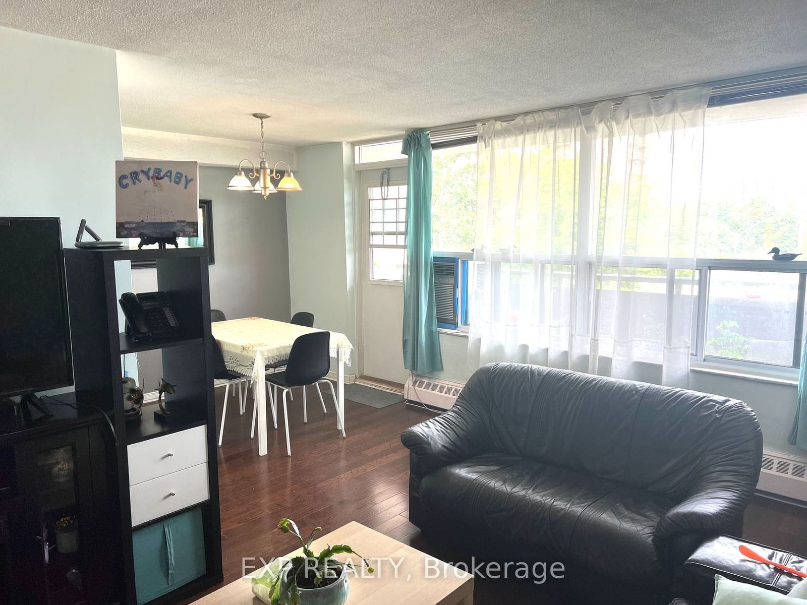Listing Image 15
