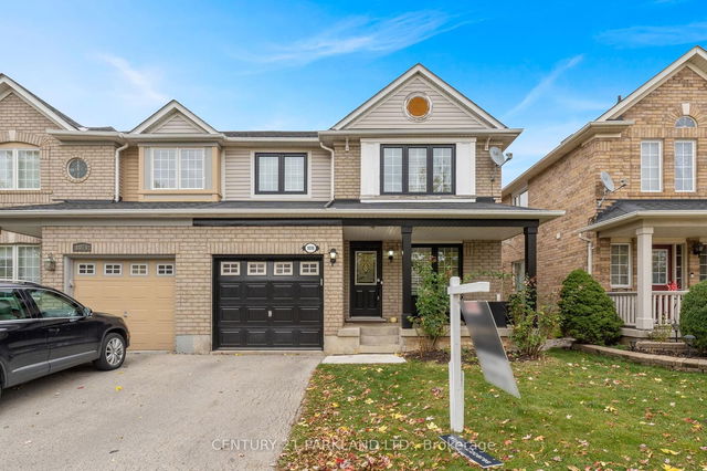 1076 Wallbrook Crescent