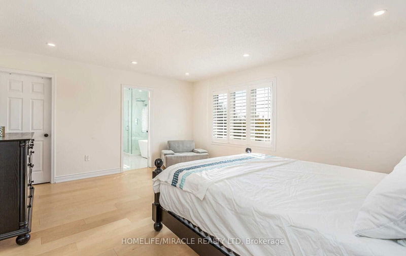 1 Pali Dr  Brampton, L6P 1G3 | Image 18