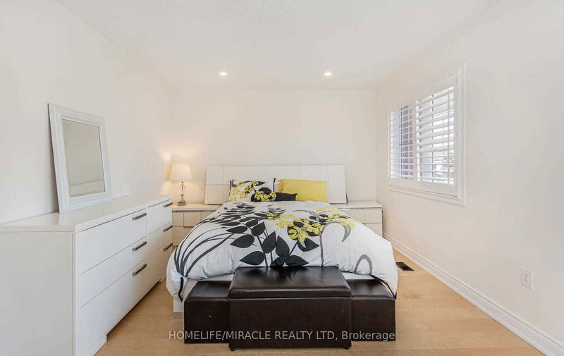 1 Pali Dr  Brampton, L6P 1G3 | Image 21