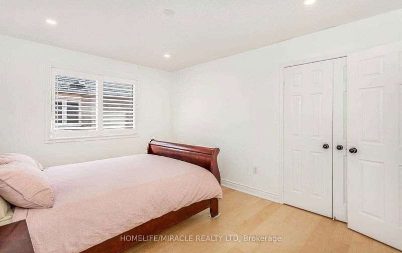 1 Pali Dr  Brampton, L6P 1G3 | Image 28