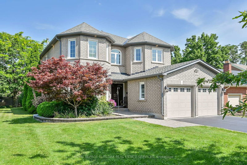 1151 Lockhart Rd  Burlington, L7S 1G8 | Image 1