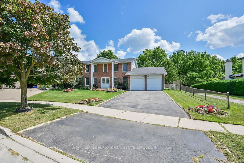 1929 Fieldgate Dr  Burlington, L7P 3H4 | Image 3