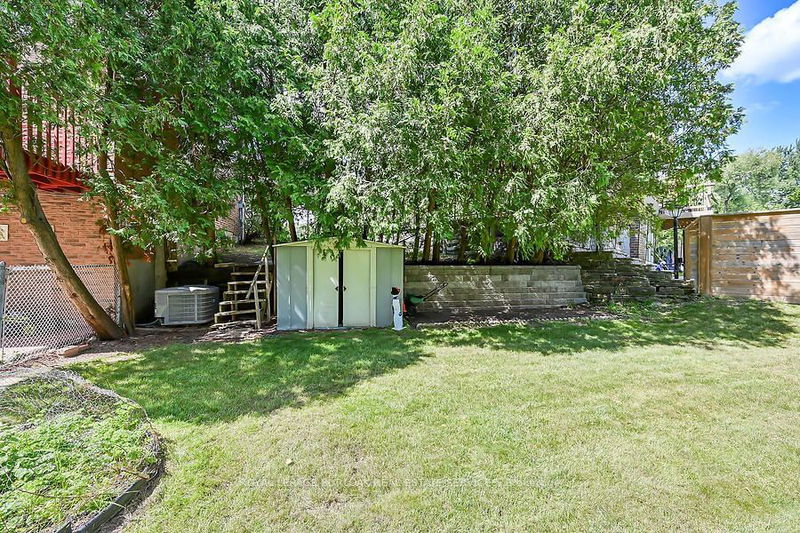 1929 Fieldgate Dr  Burlington, L7P 3H4 | Image 39