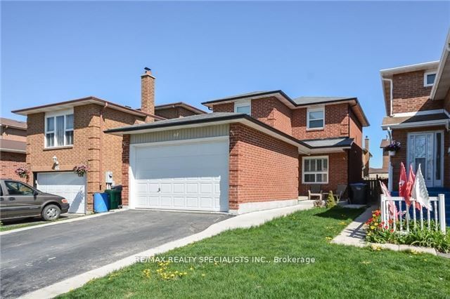 home for lease on upper-64 Willerton Close